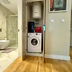 Regina's In Diamond 아파트