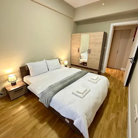 Regina's In Diamond Apartament